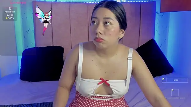 Snapshot of sexylaurita chatting on 19, 11, 2025 sexylaurita online show from 19, 11, 2025