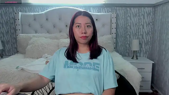 sexylaurita online show from 27, 4, 2026