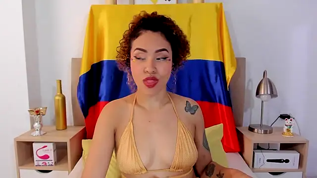 Snapshot of Zoe_Gruber chatting on 27, 6, 2026 Zoe Gruber online show from 27, 6, 2026