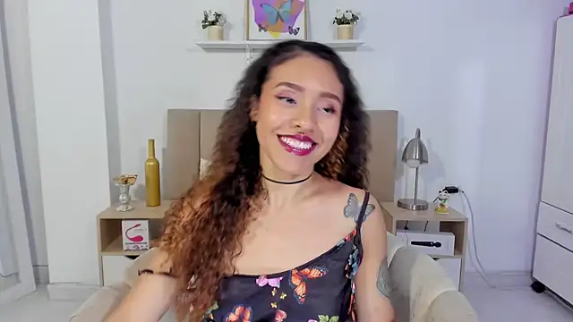 Snapshot of Zoe_Gruber chatting on 8, 7, 2026 Zoe Gruber online show from 8, 7, 2026