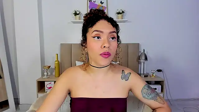 Snapshot of Zoe_Gruber chatting on 24, 7, 2026 Zoe Gruber online show from 24, 7, 2026