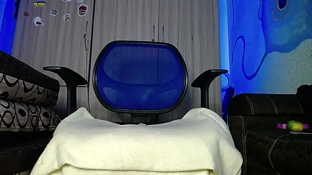 Snapshot of zacwatson_ chatting on 4, 2, 2025 zacwatson online show from 4, 2, 2025