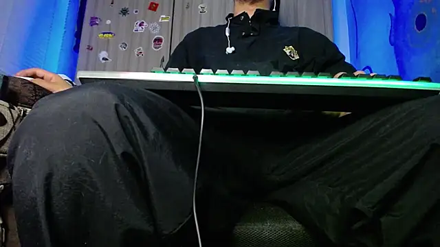 Snapshot of zacwatson_ chatting on 14, 2, 2025 zacwatson online show from 14, 2, 2025