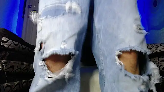 Snapshot of zacwatson_ chatting on 17, 2, 2025 zacwatson online show from 17, 2, 2025