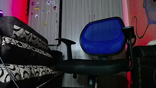 Snapshot of zacwatson_ chatting on 20, 2, 2025 zacwatson online show from 20, 2, 2025