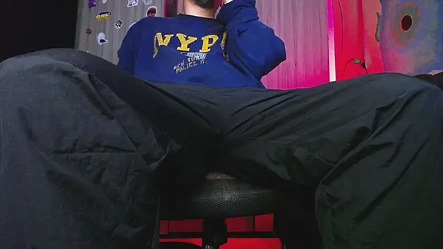 Snapshot of zacwatson_ chatting on 12, 9, 2025 zacwatson online show from 12, 9, 2025