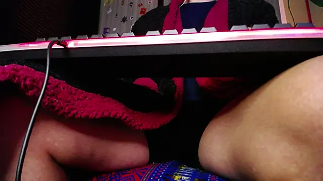 Snapshot of zacwatson_ chatting on 7, 10, 2025 zacwatson online show from 7, 10, 2025