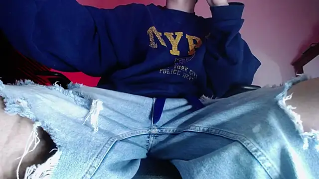 zacwatson  online show from 24, 4, 2026