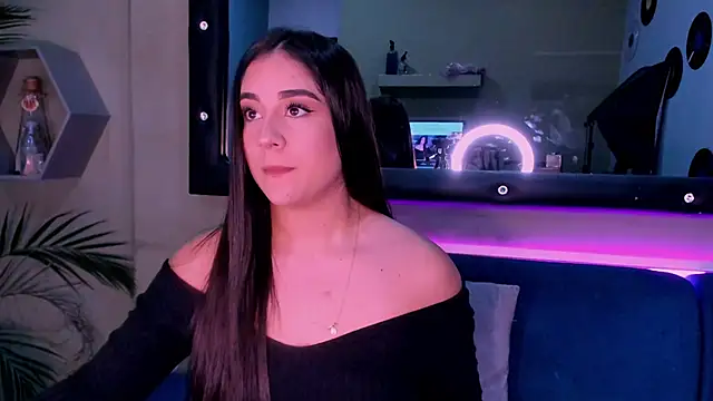 Snapshot of Sussy_Bell01 chatting on 9, 12, 2024 Sussy Bell01 online show from 9, 12, 2024