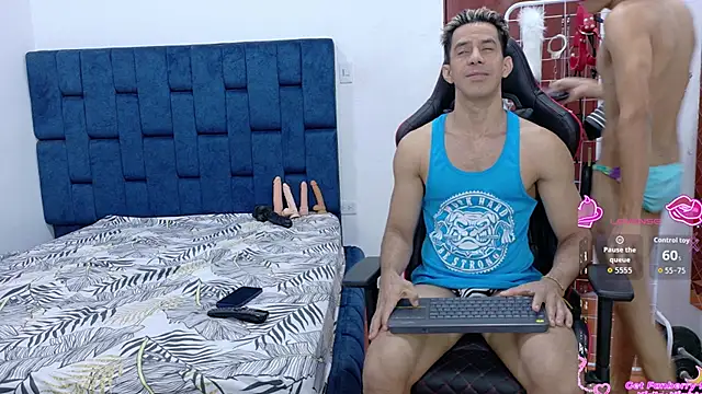 JoseRumbero26 online show from 23, 11, 2025