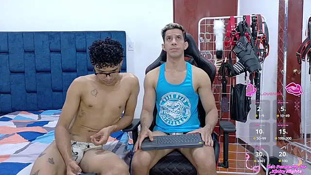 JoseRumbero26 online show from 2, 12, 2025