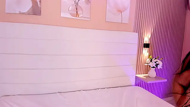 Lilly 2809  online show from 28, 3, 2026