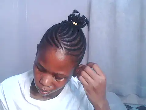 Snapshot of SexxyTerry chatting on 25, 10, 2025 SexxyTerry online show from 25, 10, 2025