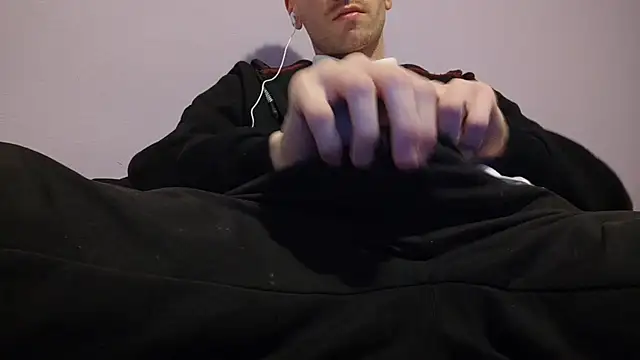  Hocthus  online show from 9, 2, 2025