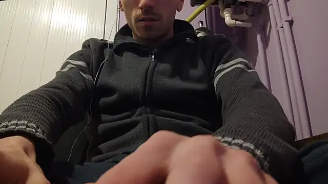  Hocthus  online show from 13, 2, 2025