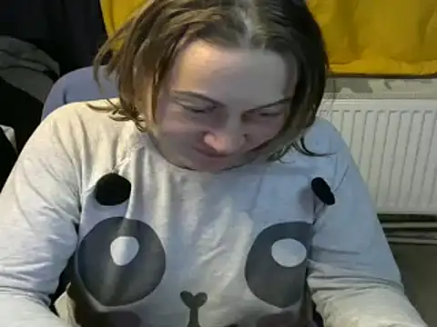 wLESLYMOSw online show from 9, 12, 2024