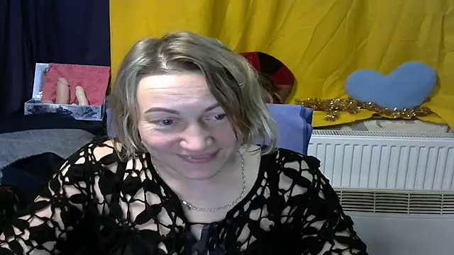 wLESLYMOSw online show from 8, 1, 2025