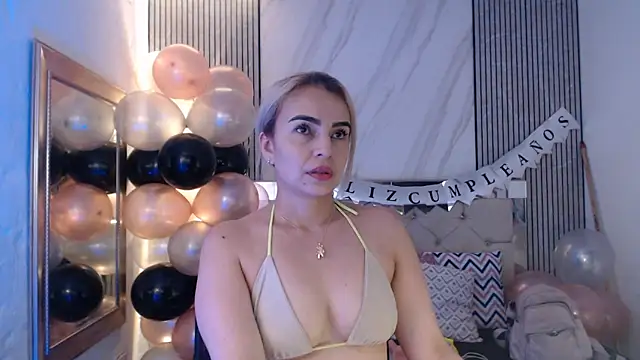 ashley  tylor online show from 25, 4, 2026