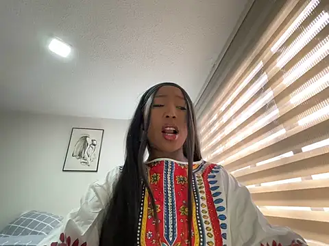 EmmaSanzz  online show from 20, 7, 2026