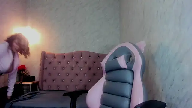 moniquehicks online show from 23, 7, 2026
