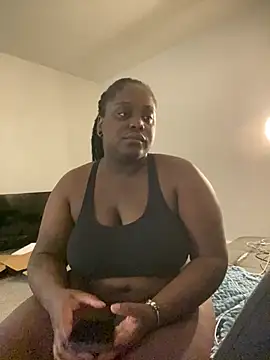 Snapshot of fantasygyal chatting on 24, 6, 2026 fantasygyal online show from 24, 6, 2026