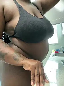 Snapshot of fantasygyal chatting on 24, 6, 2026 fantasygyal online show from 24, 6, 2026