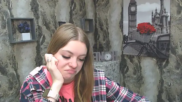 AliceFlirtt  online show from 7, 1, 2025