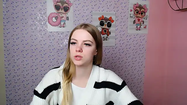 AliceFlirtt  online show from 11, 1, 2025