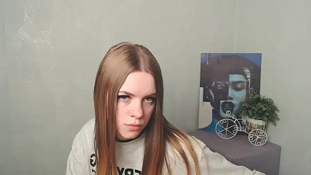 AliceFlirtt  online show from 19, 3, 2025