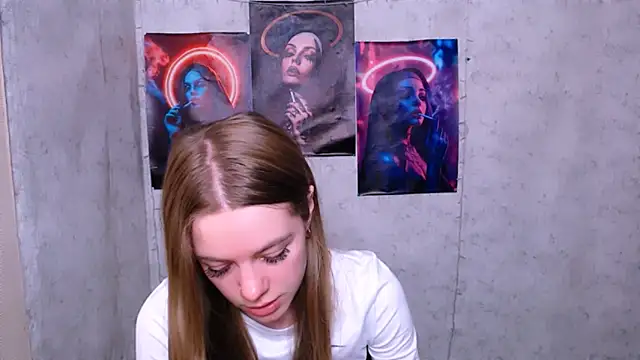 AliceFlirtt  online show from 13, 11, 2025