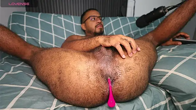 Little Bear00 online show from 26, 4, 2026