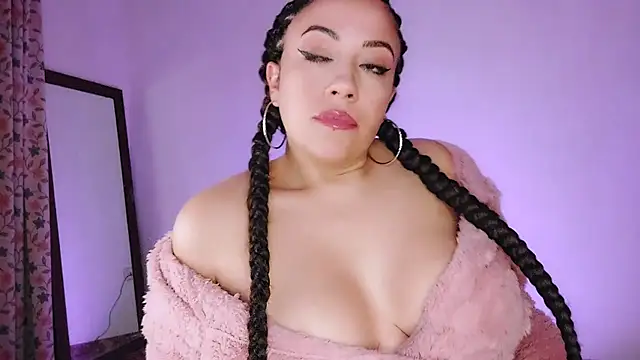 Latina hot2024 online show from 19, 3, 2025