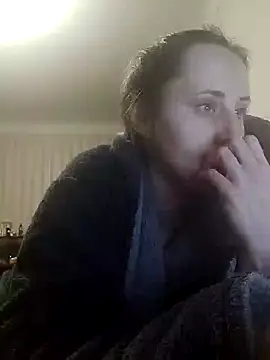 emeli moon online show from 8, 1, 2025