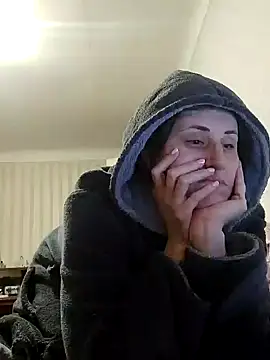 emeli moon online show from 29, 1, 2025