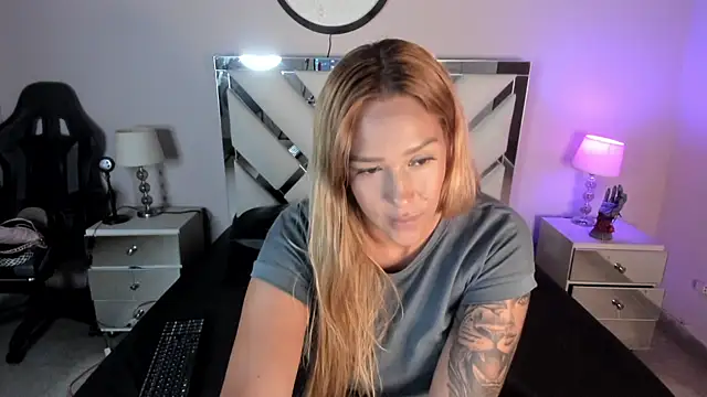 AnyyJones online show from 11, 2, 2025