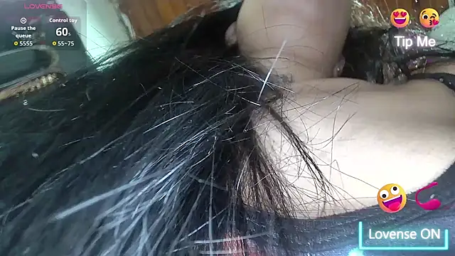 white sexy  online show from 21, 4, 2026