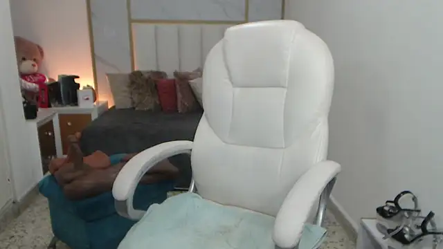 annita cooper  online show from 22, 1, 2025