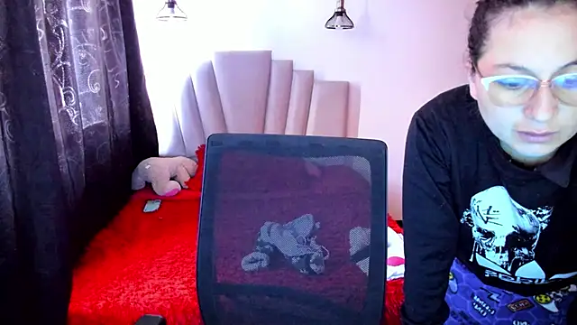 samantha  wilson online show from 23, 9, 2025