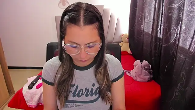 samantha  wilson online show from 26, 11, 2025