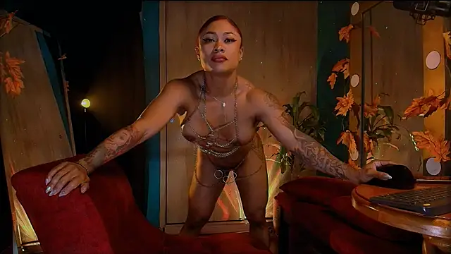 HeidiCox online show from 21, 12, 2024