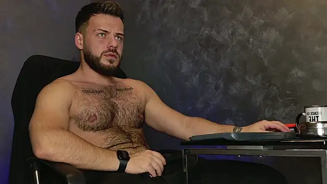 juliusmasters online show from 4, 12, 2025