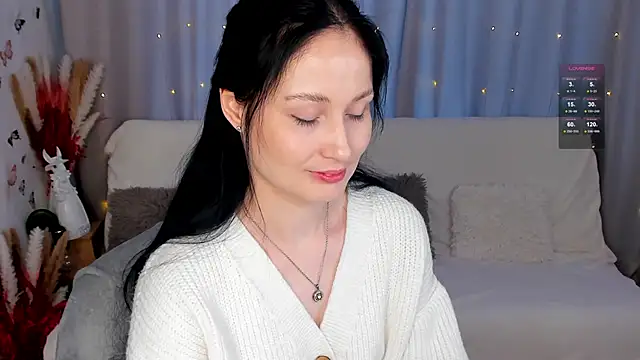 LisaMooore online show from 11, 1, 2025