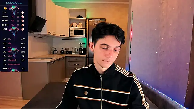 Snapshot of Aaron_Boom chatting on 13, 9, 2025 Aaron Boom online show from 13, 9, 2025