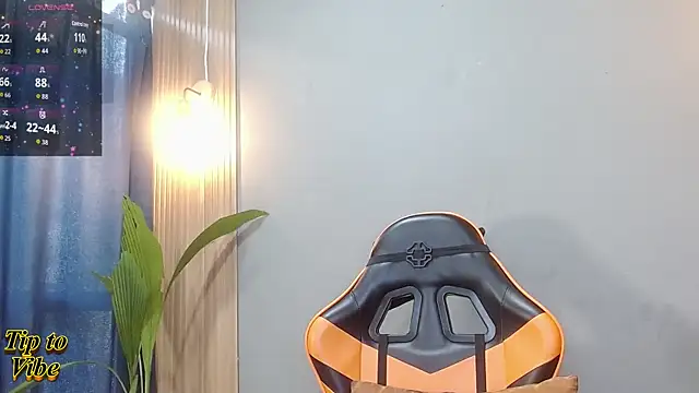 Mr WhiteCock online show from 22, 12, 2025