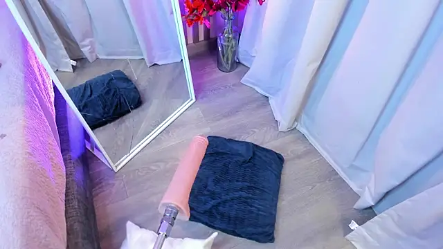 Snapshot of charloottee_1 chatting on 24, 2, 2025 charloottee 1 online show from 24, 2, 2025