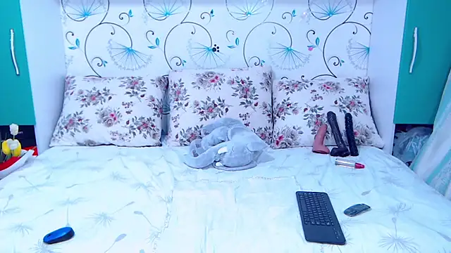 demiemorre online show from 13, 3, 2026