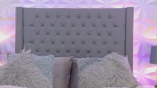 sarah salis  online show from 20, 12, 2024