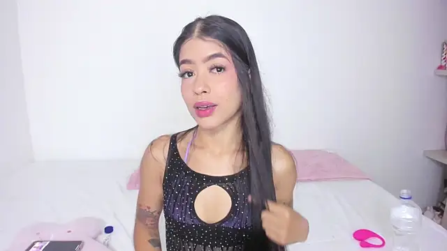 analia collins online show from 1, 10, 2025