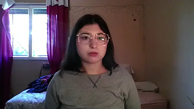 imsohornydacom online show from 24, 4, 2026