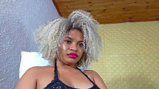 Snapshot of Squirter_pussybomb chatting on 13, 12, 2024 Squirter pussybomb online show from 13, 12, 2024